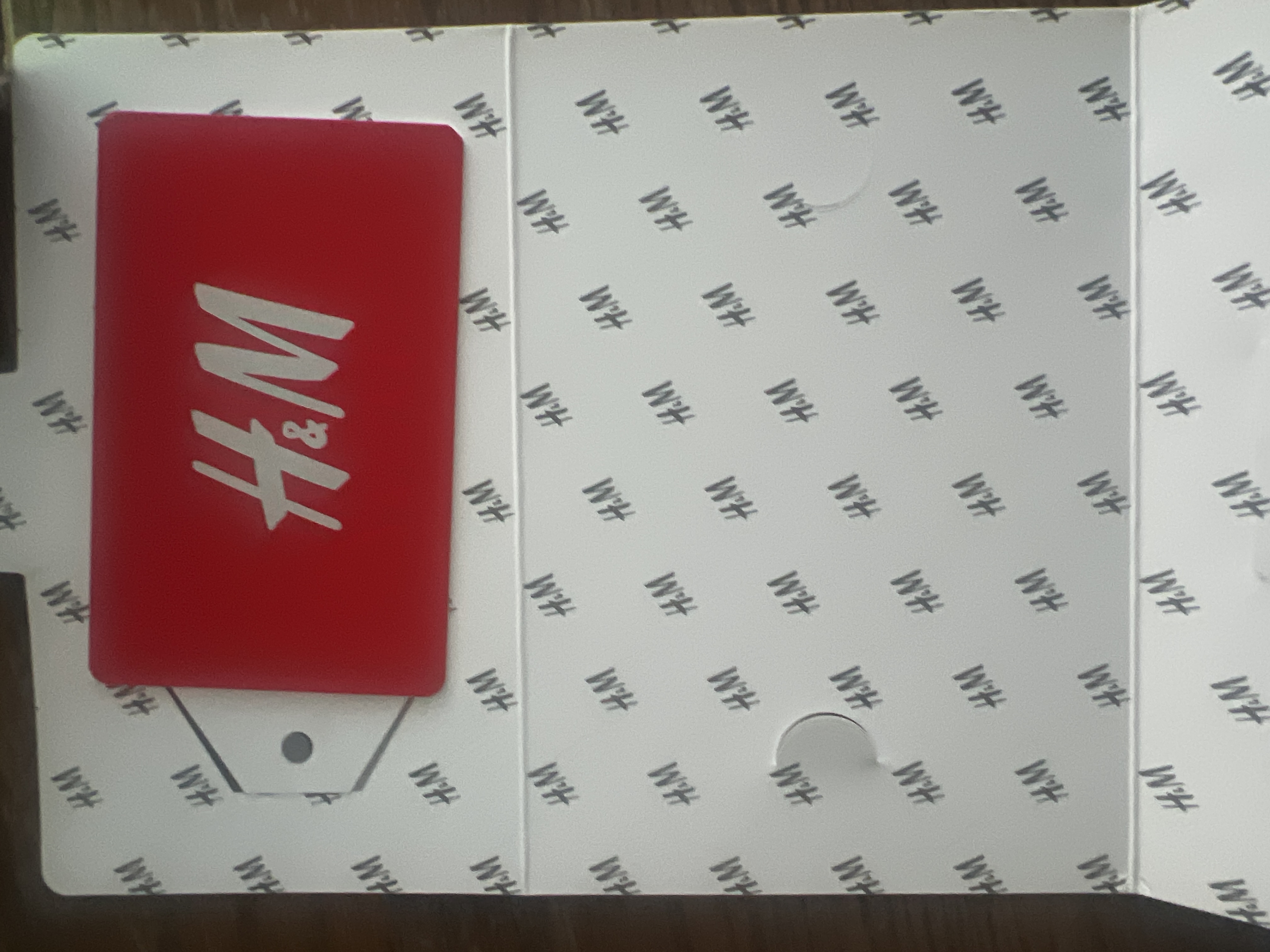 H&M